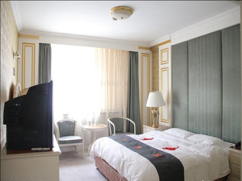 Tianzhi Hotel Harbin Esterno foto