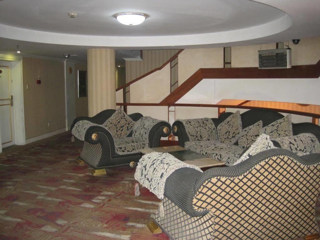 Tianzhi Hotel Harbin Esterno foto