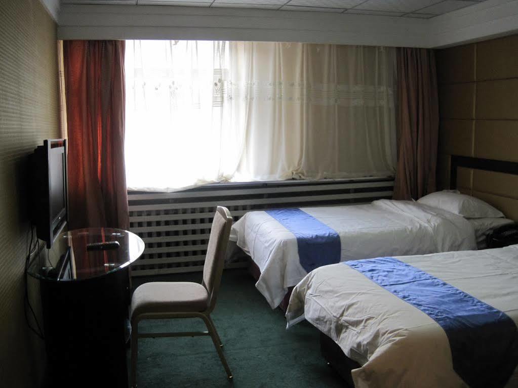 Tianzhi Hotel Harbin Esterno foto