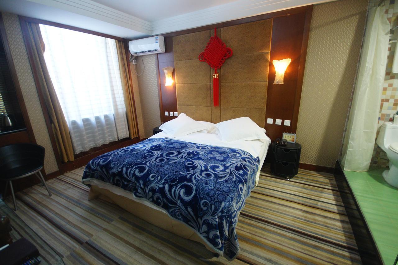 Tianzhi Hotel Harbin Esterno foto